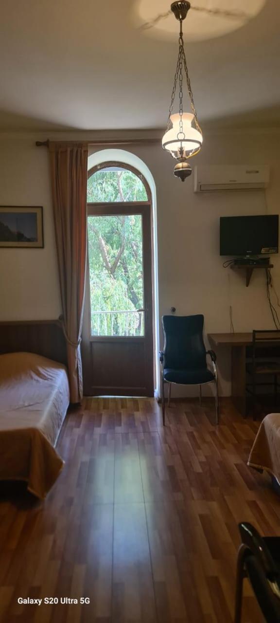 Noravank'S Hotel Арені Екстер'єр фото