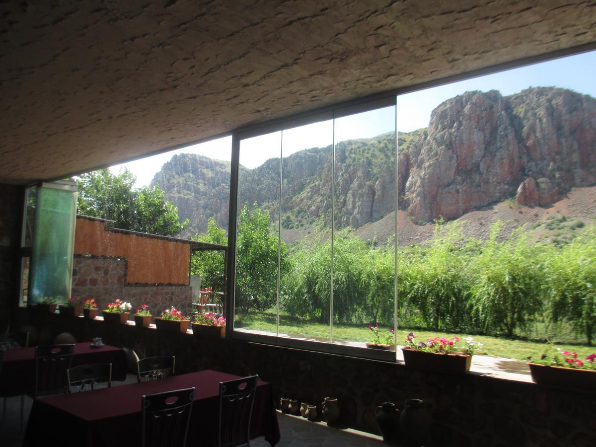 Noravank'S Hotel Арені Екстер'єр фото