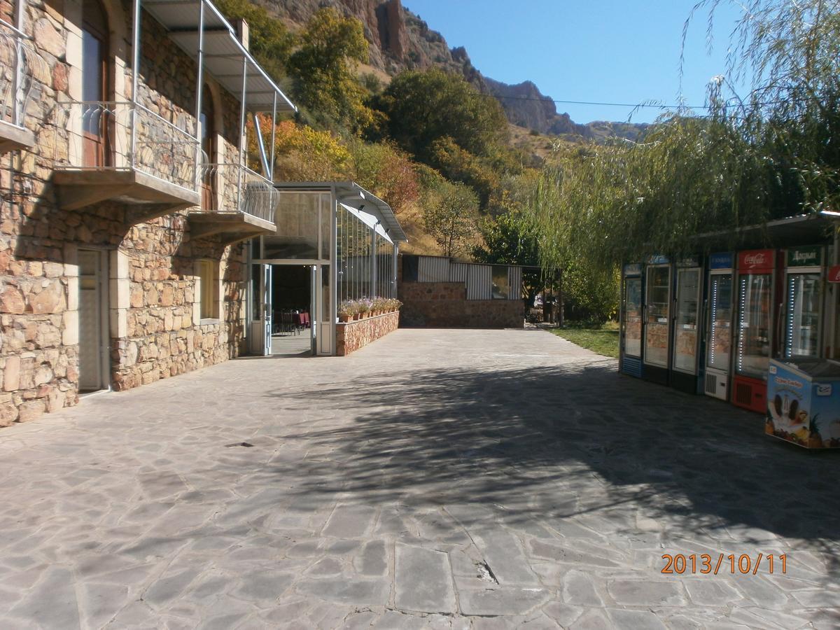 Noravank'S Hotel Арені Екстер'єр фото
