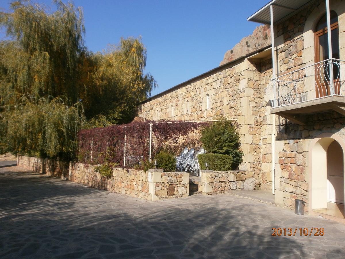 Noravank'S Hotel Арені Екстер'єр фото